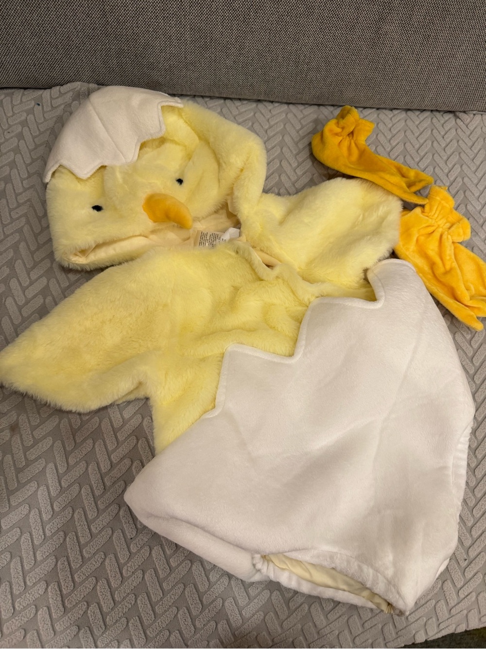 Pottery Barn Kids Yellow Chick Plush Hooded Costume with Eggshell 12-24 months